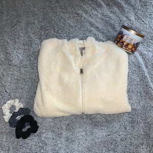 Sherpa zip up